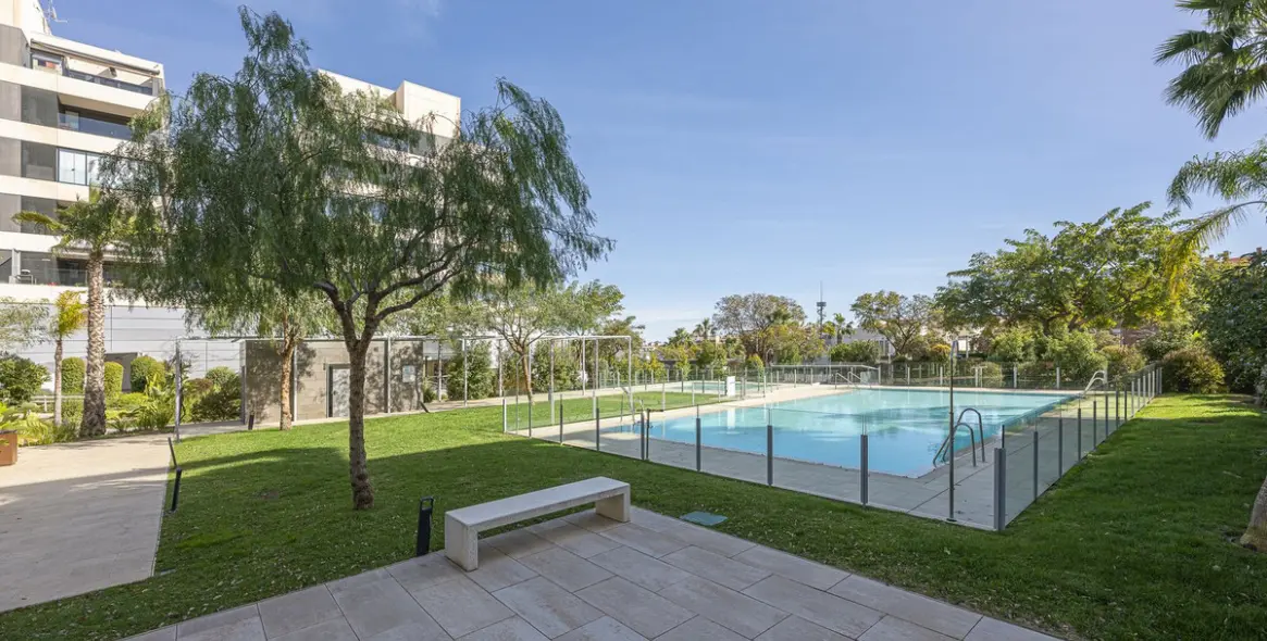 Продажа апартаментов на среднем этаже в Málaga 2