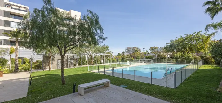 Продажа апартаментов на среднем этаже в Málaga 1