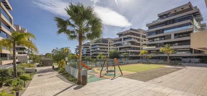 Продажа апартаментов на среднем этаже в Málaga 4