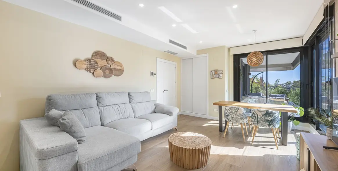 Продажа апартаментов на среднем этаже в Málaga 8