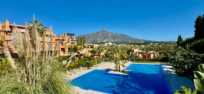 Продажа апартаментов на первом этаже в Marbella 0