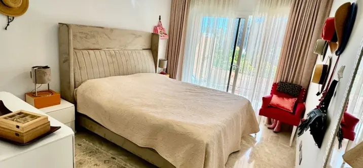 Продажа апартаментов на первом этаже в Marbella 4