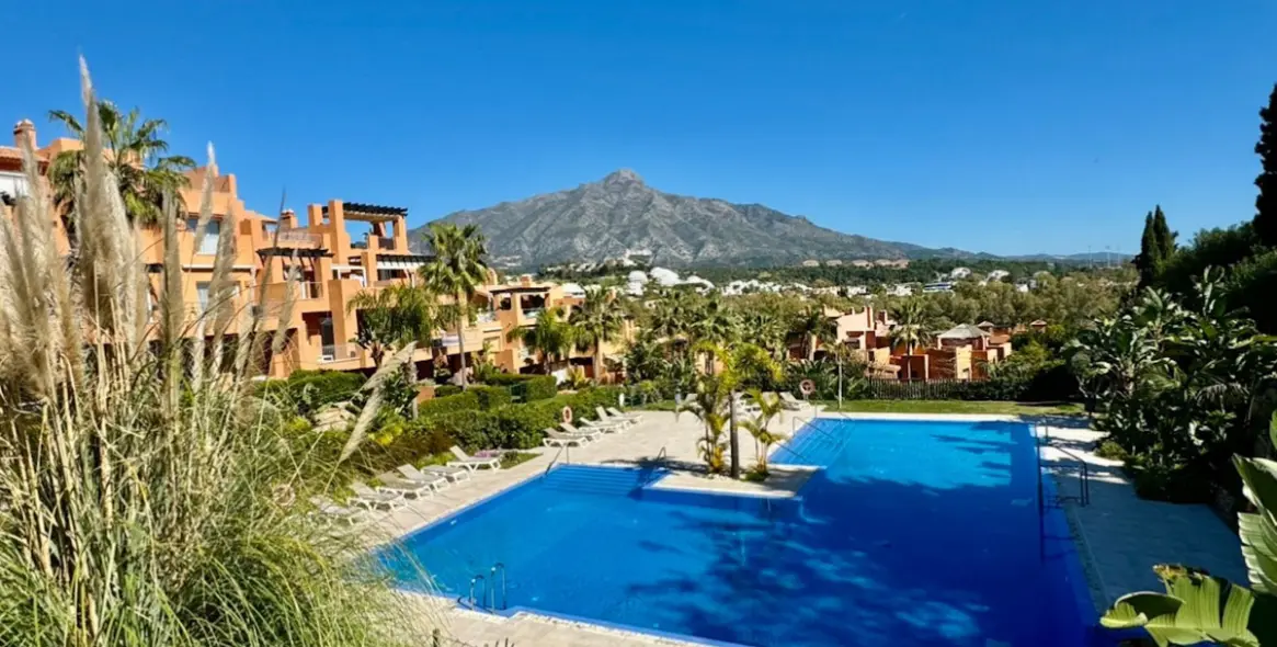 Продажа апартаментов на первом этаже в Marbella 24
