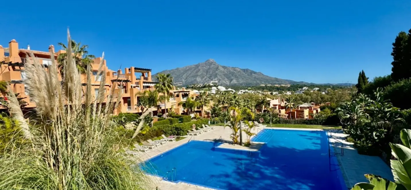 Продажа апартаментов на первом этаже в Marbella 0