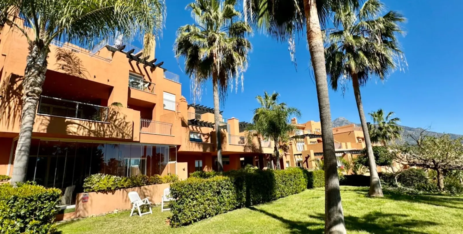 Продажа апартаментов на первом этаже в Marbella 23