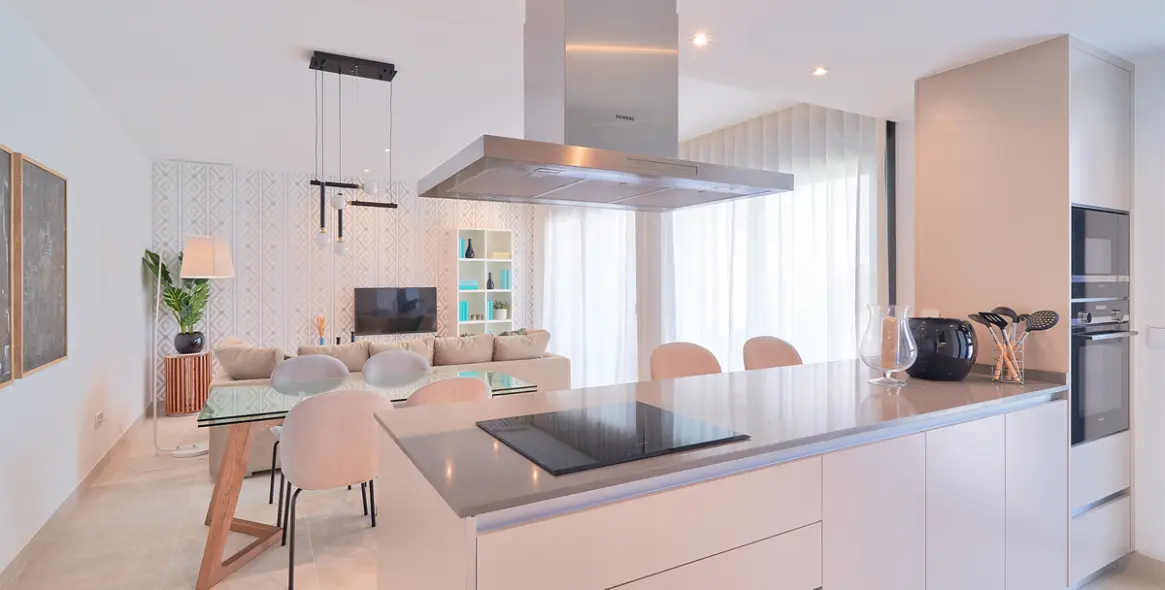 Sale of middle floor apartment in Estepona 8