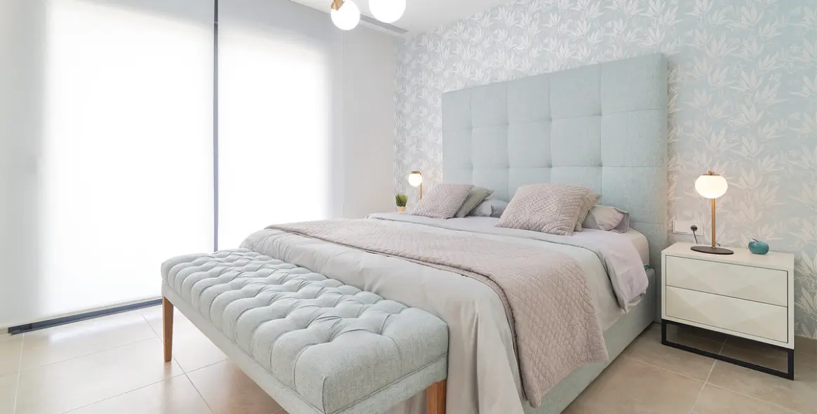 Sale of middle floor apartment in Estepona 11