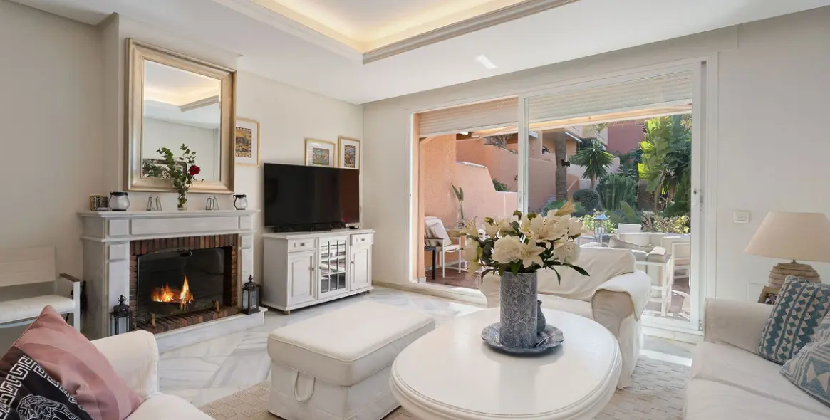 Sale of townhouse in Nueva Andalucía 7