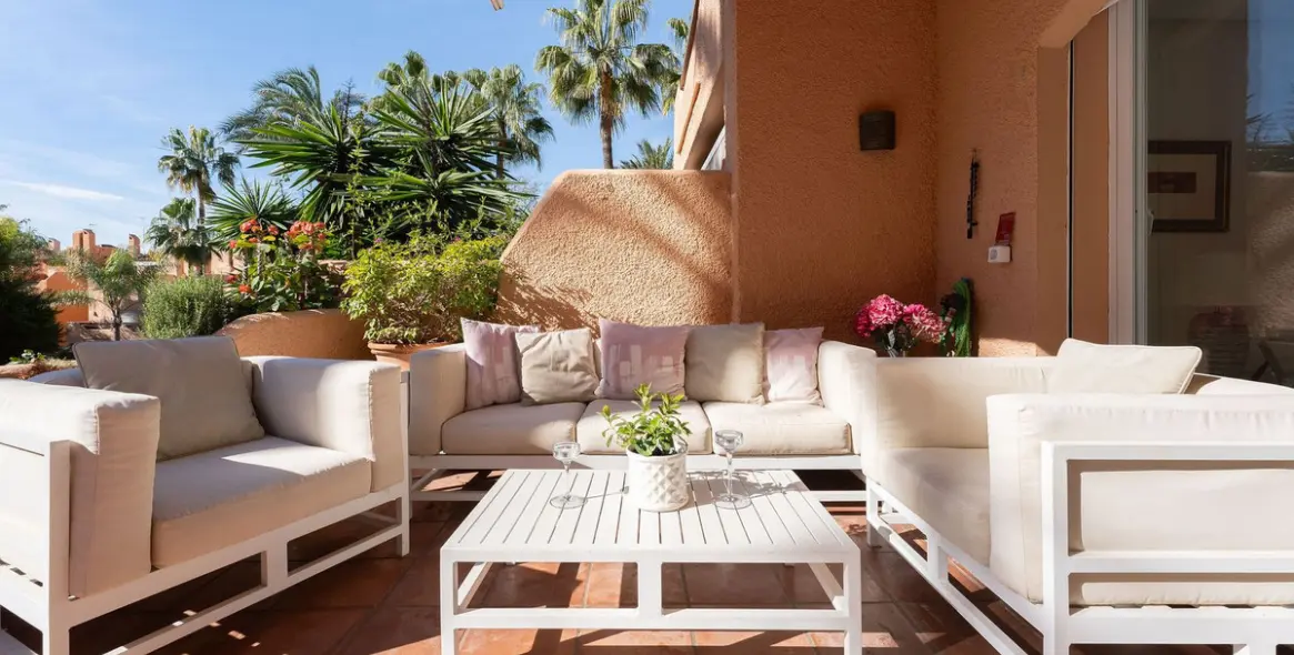 Sale of townhouse in Nueva Andalucía 9