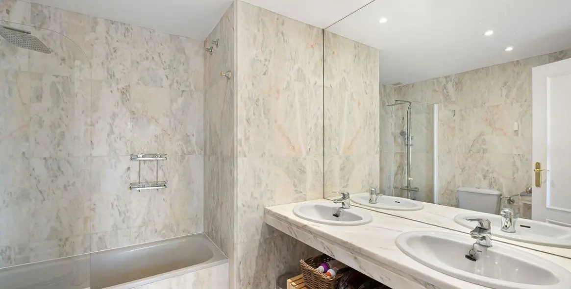 Продажа таунхауса в Nueva Andalucía 22