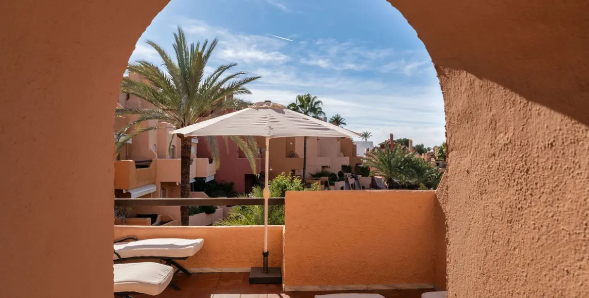 Продажа таунхауса в Nueva Andalucía 24