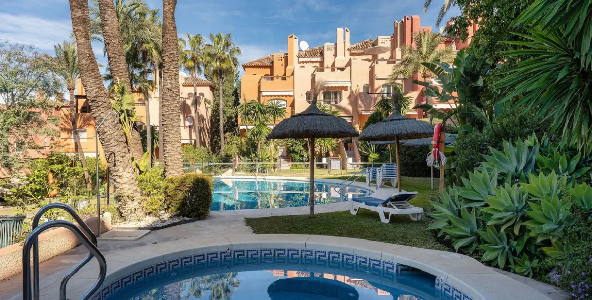 Продажа таунхауса в Nueva Andalucía 33