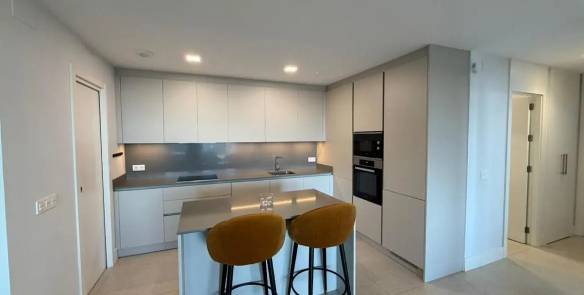 Продажа апартаментов на среднем этаже в Benahavís 4