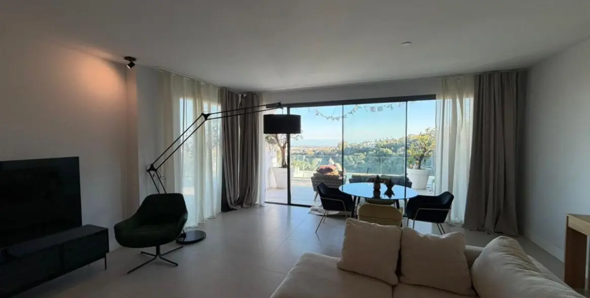 Продажа апартаментов на среднем этаже в Benahavís 5