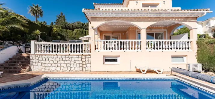 Sale of detached villa in La Capellania 0