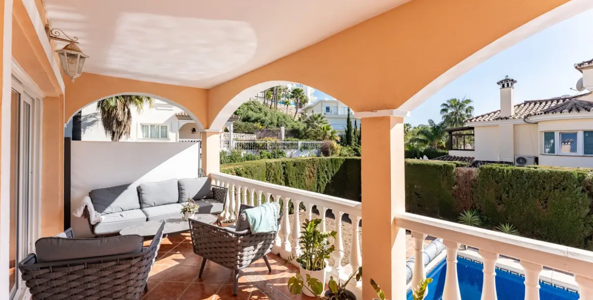 Sale of detached villa in La Capellania 4