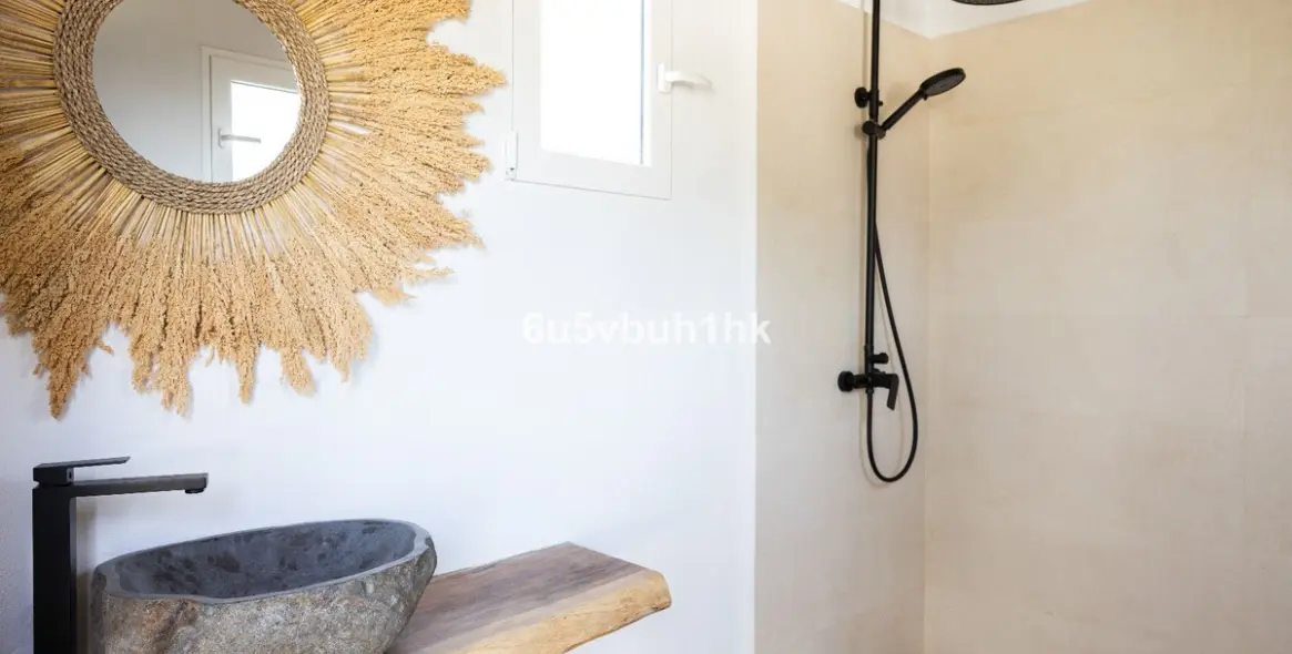 Sale of detached villa in Mijas 12