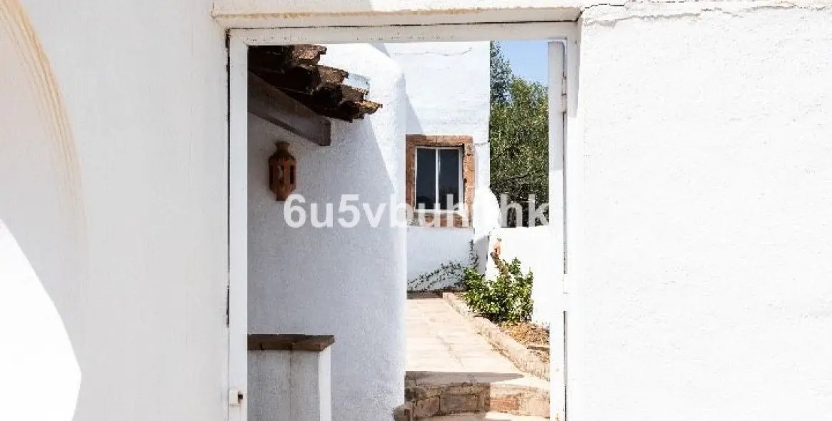 Sale of detached villa in Mijas 29