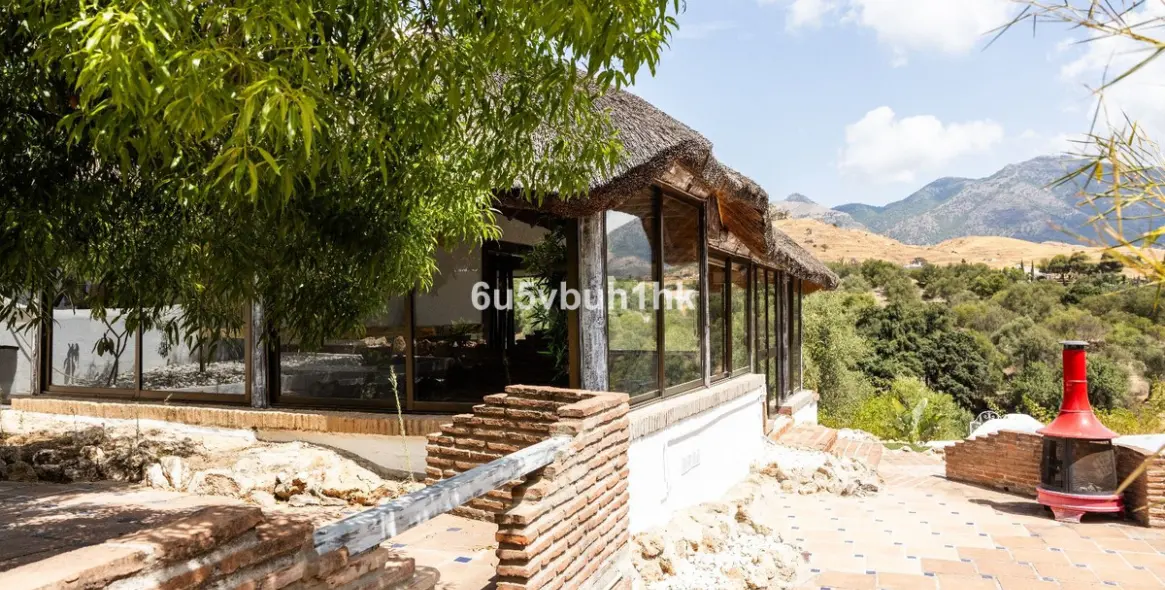 Sale of detached villa in Mijas 33