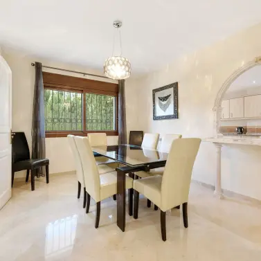 Sale of detached villa in Atalaya