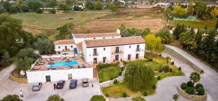 Venta de hotel en Ronda 0