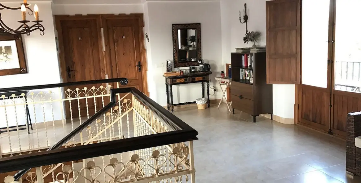 Продажа коммерческого помещения в Ronda 30