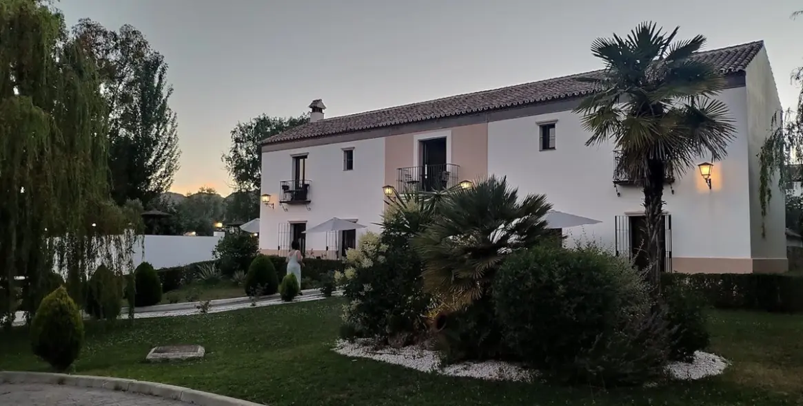Продажа коммерческого помещения в Ronda 34