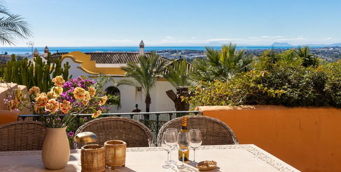 Venta de apartamento en planta baja en Nueva Andalucía 1