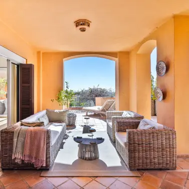 Venta de apartamento en planta baja en Nueva Andalucía