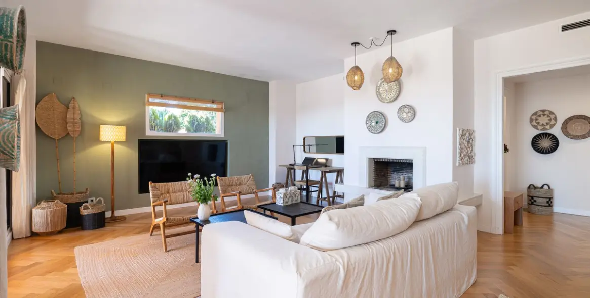 Venta de apartamento en planta baja en Nueva Andalucía 10