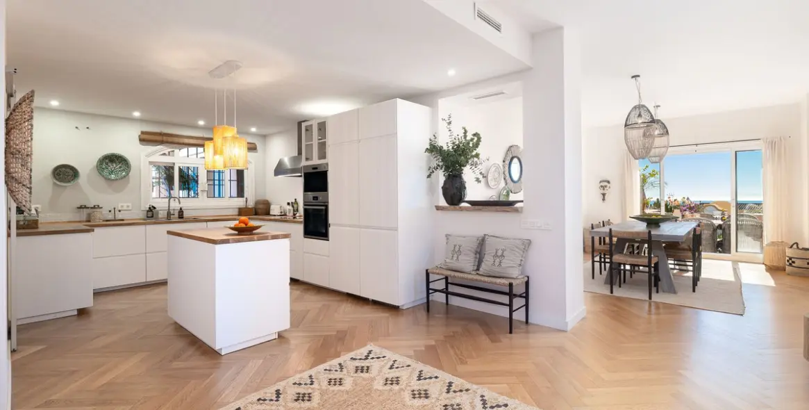 Venta de apartamento en planta baja en Nueva Andalucía 12