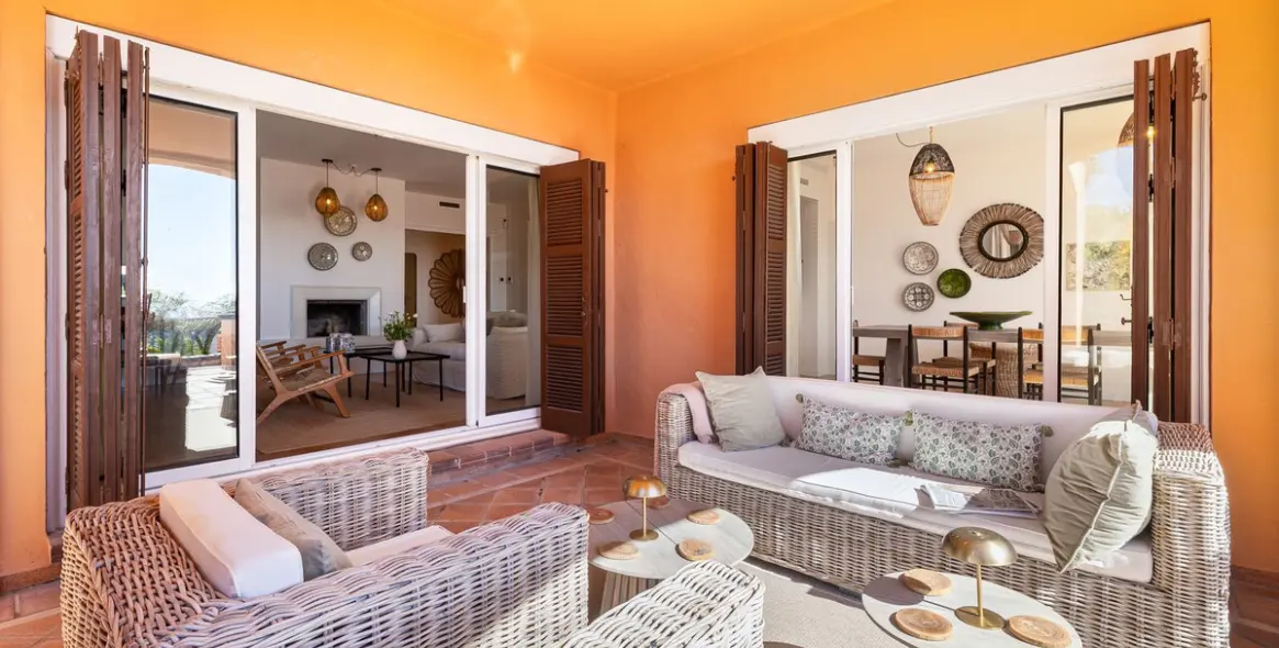 Venta de apartamento en planta baja en Nueva Andalucía 18