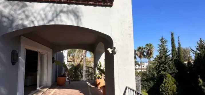 Venta de villa independiente en Benahavís 2