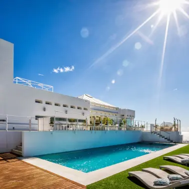 Venta de villa independiente en Estepona