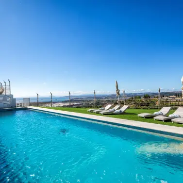 Venta de villa independiente en Estepona