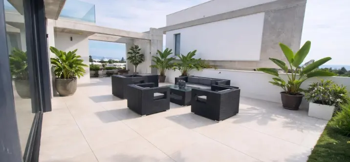 Venta de villa independiente en Nueva Andalucía 2