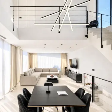 Venta de villa independiente en Nueva Andalucía