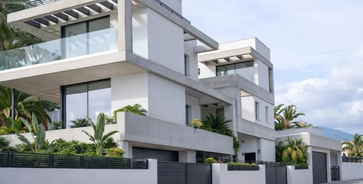 Venta de villa independiente en Nueva Andalucía 17