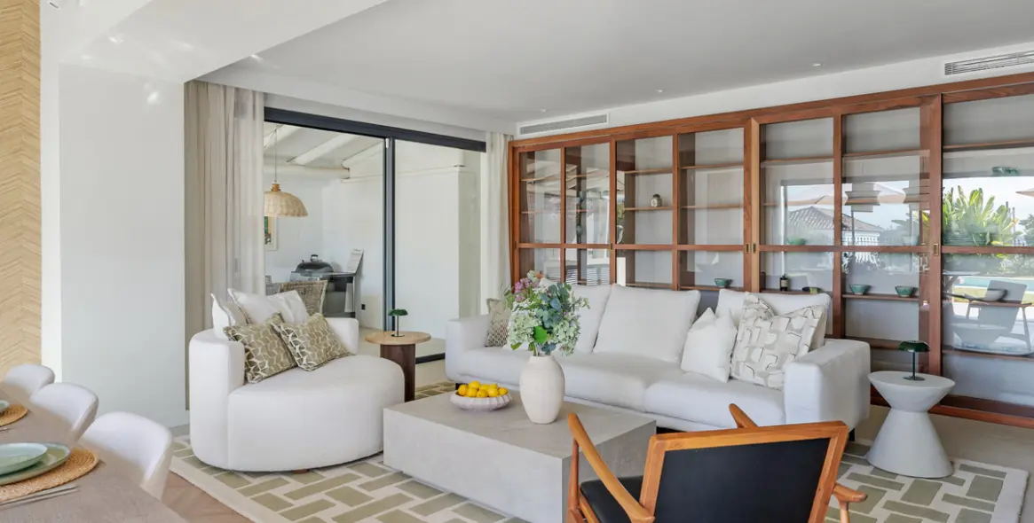 Sale of detached villa in Nueva Andalucía 6