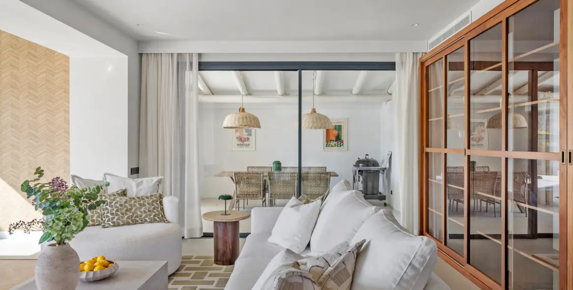 Sale of detached villa in Nueva Andalucía 7