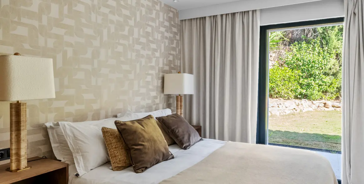 Sale of detached villa in Nueva Andalucía 17