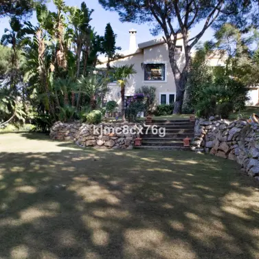 Venta de villa independiente en Calahonda