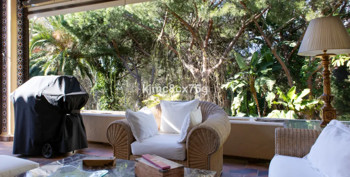 Venta de villa independiente en Calahonda 7