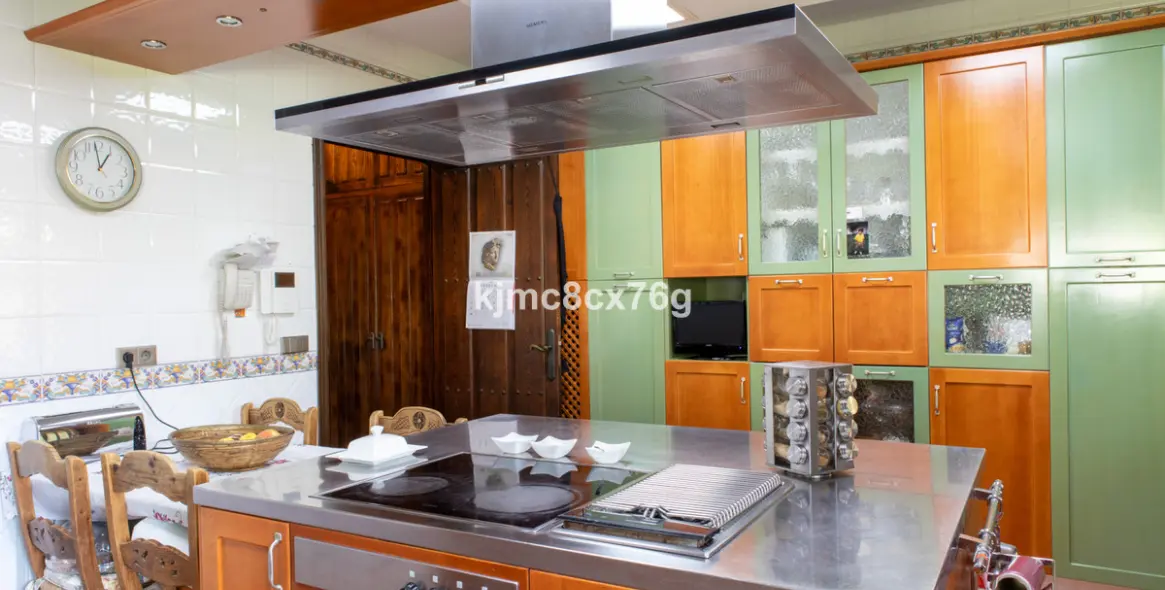 Venta de villa independiente en Calahonda 17