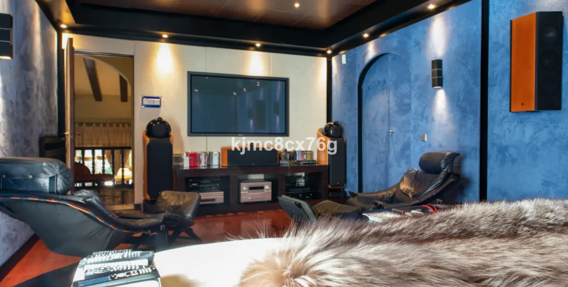 Venta de villa independiente en Calahonda 20