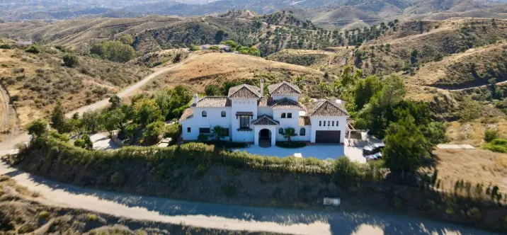 Venta de villa independiente en Mijas 1