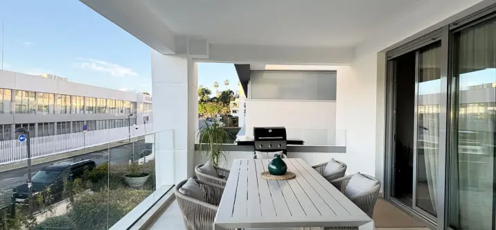 Долгосрочная аренда апартаментов на среднем этаже в Selwo 0