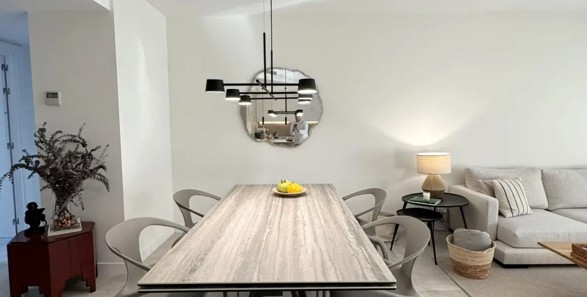 Долгосрочная аренда апартаментов на среднем этаже в Selwo 20