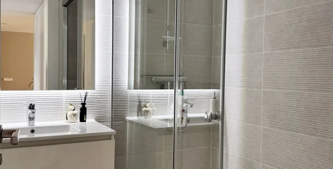 Долгосрочная аренда апартаментов на среднем этаже в Selwo 28