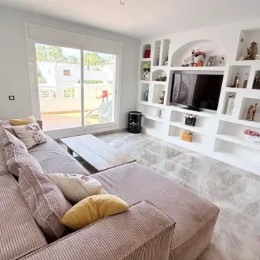 Long-term rent of penthouse duplex in Estepona